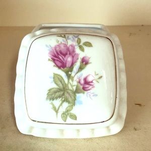 Vintage jewelry boxes